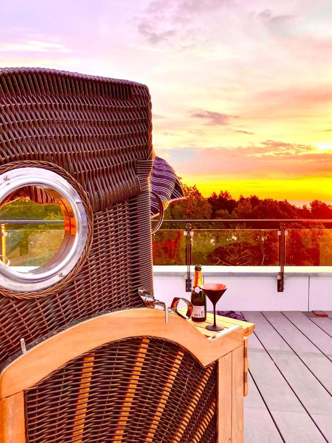 Penthouse Am Südstrand - Kamin, Dachterrasse Mit Meerblick Und Gasgrill, Luxus-design-apartment, 2 Minuten Zum