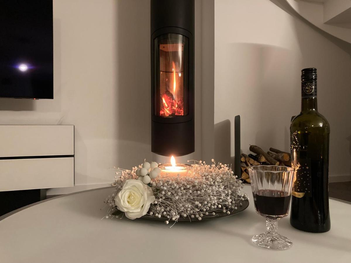 Penthouse Am Südstrand - Kamin, Dachterrasse Mit Meerblick Und Gasgrill, Luxus-design-apartment, 2 Minuten Zum Ostseebad Binz
